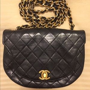 CHANEL Flap Purse